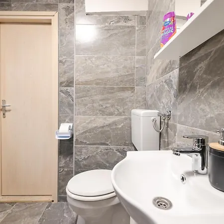 Center 2 Bedroom M 아파트 *