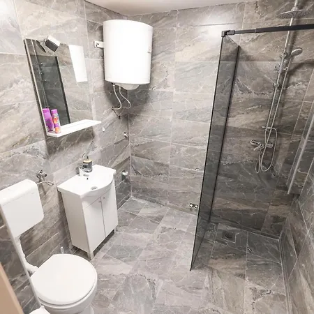 Center 2 Bedroom M 아파트